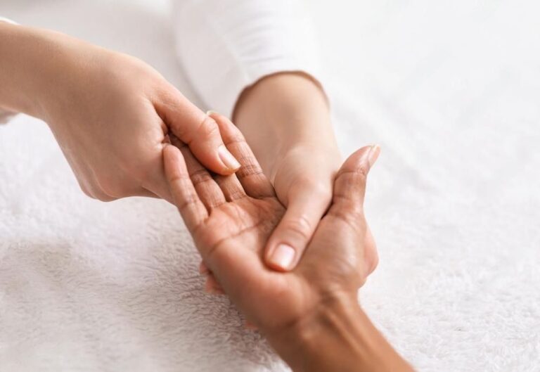 Masaż Relaksacyjny Dłoni i Stóp